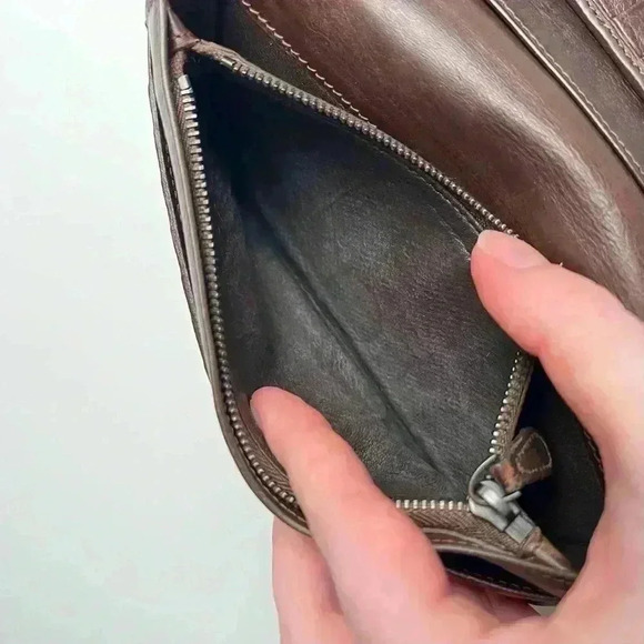 Rare Bottega Veneta Perforated Long Wallet - Picture 4 of 8